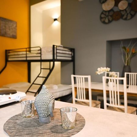 Ferienwohnung Charming Domicile Wien Allerheiligenplatz Exterior foto