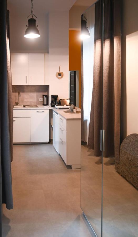 Ferienwohnung Charming Domicile Wien Allerheiligenplatz Exterior foto