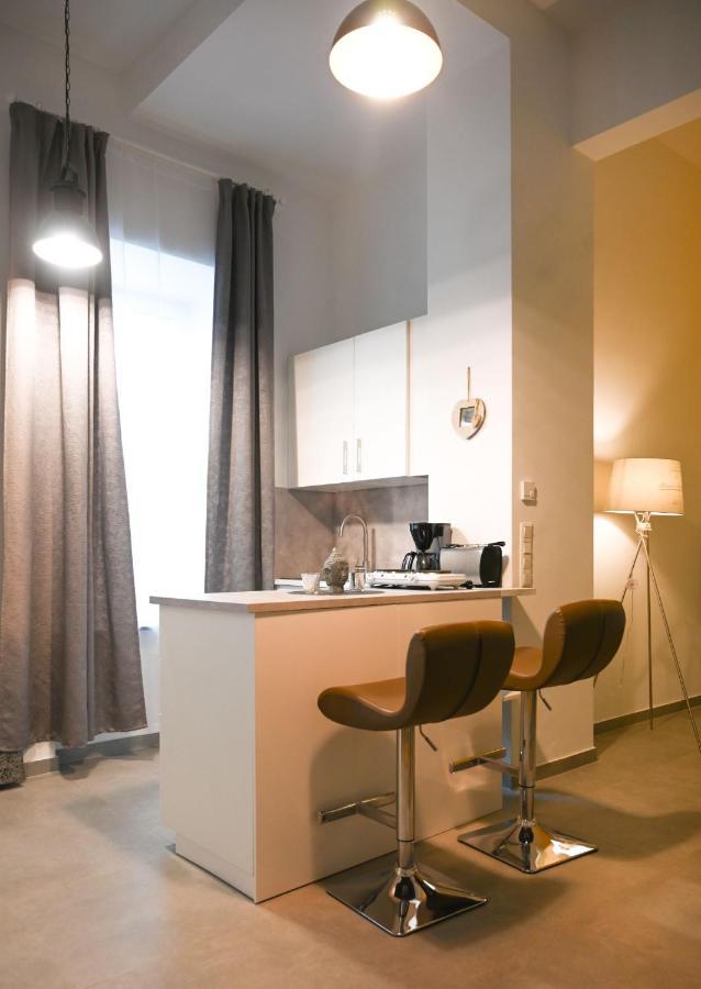 Ferienwohnung Charming Domicile Wien Allerheiligenplatz Exterior foto